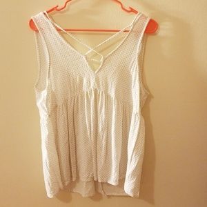 AEO White Polka-Dot Sleeveless Blouse
